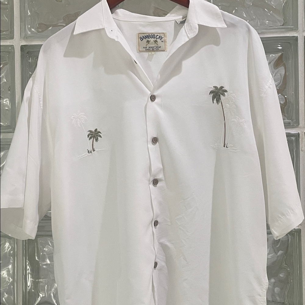 Bamboo Cay White Short-Sleeve Embroidered Palm Camp Shirt